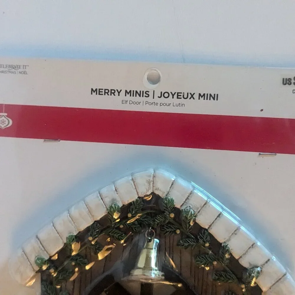 NWT Merry Minis Elf Door Michael's Christmas Miniature Village Holiday Decor NEW
